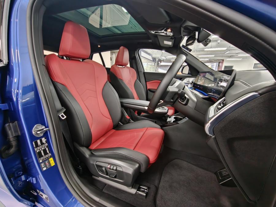 IX2 EDRIVE20 M SPORT EDITION (U10) - Image 12
