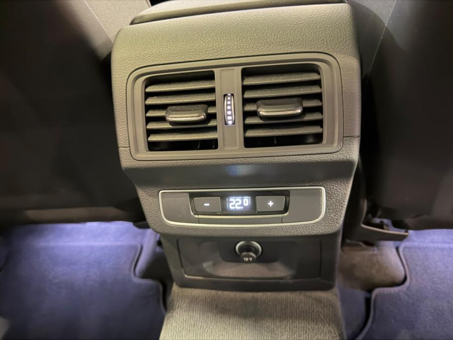Q5 45TFSI Quattro SLine - Image 10