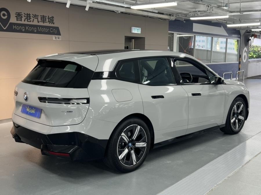 IX XDRIVE40 - Image 2