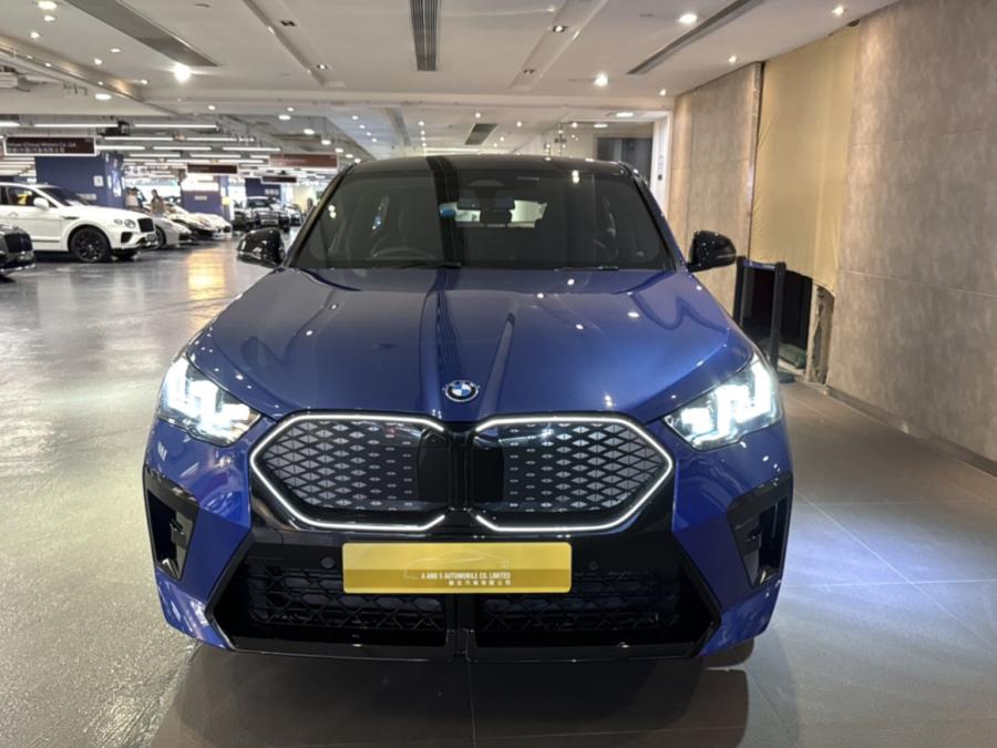 iX2 Xdrive30 M Sport Edition (U10) - Image 3