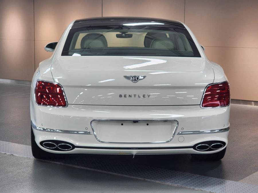 Flying Spur Azure - Image 4