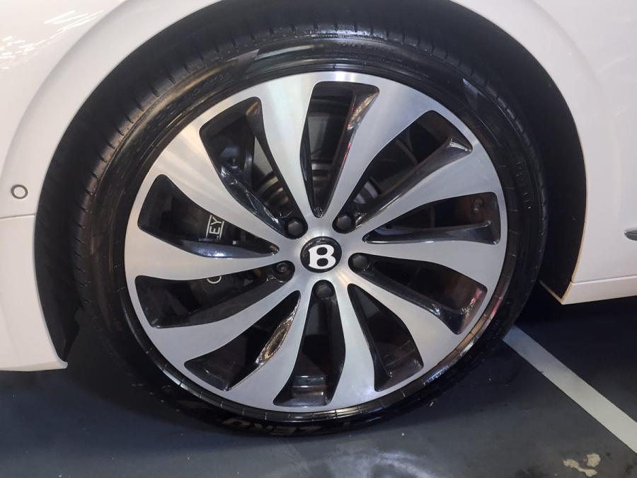 Flying Spur Azure - Image 7