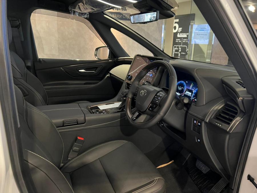 ALPHARD 2.5 Z NA - Image 4