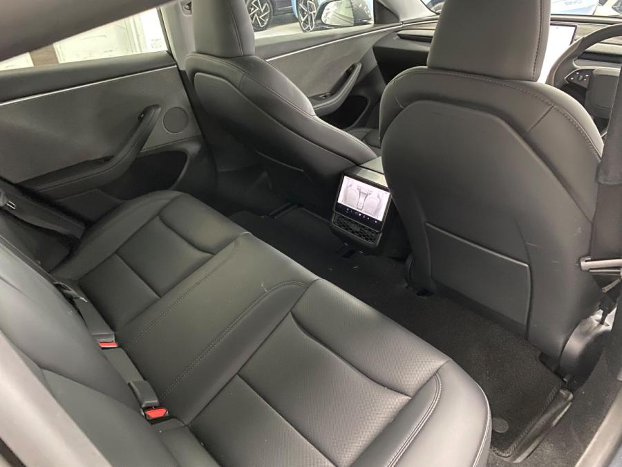 Model 3 RWD - Image 4
