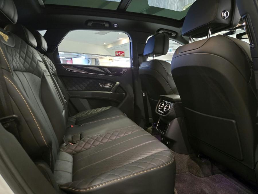 Bentayga V8 - Image 4