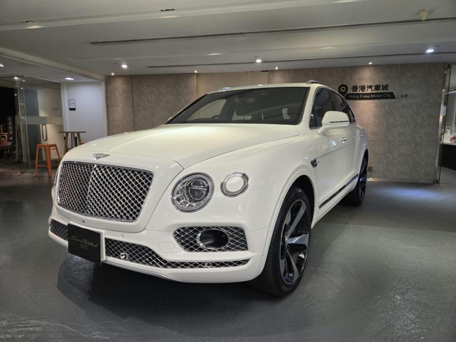 BENTLEY Bentayga V8