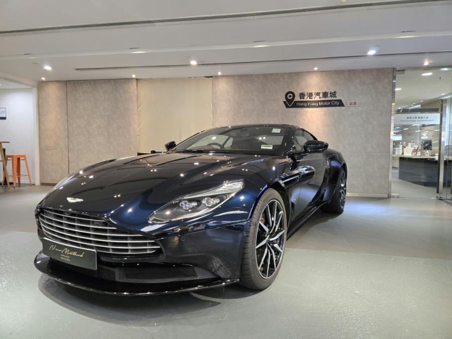 ASTON MARTIN DB11 V12