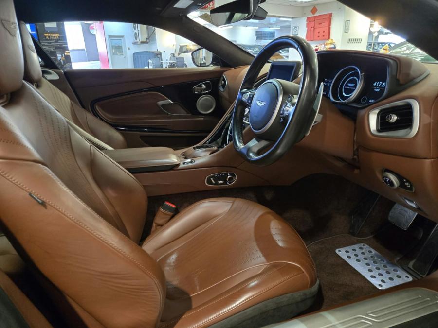 DB11 V12 - Image 3