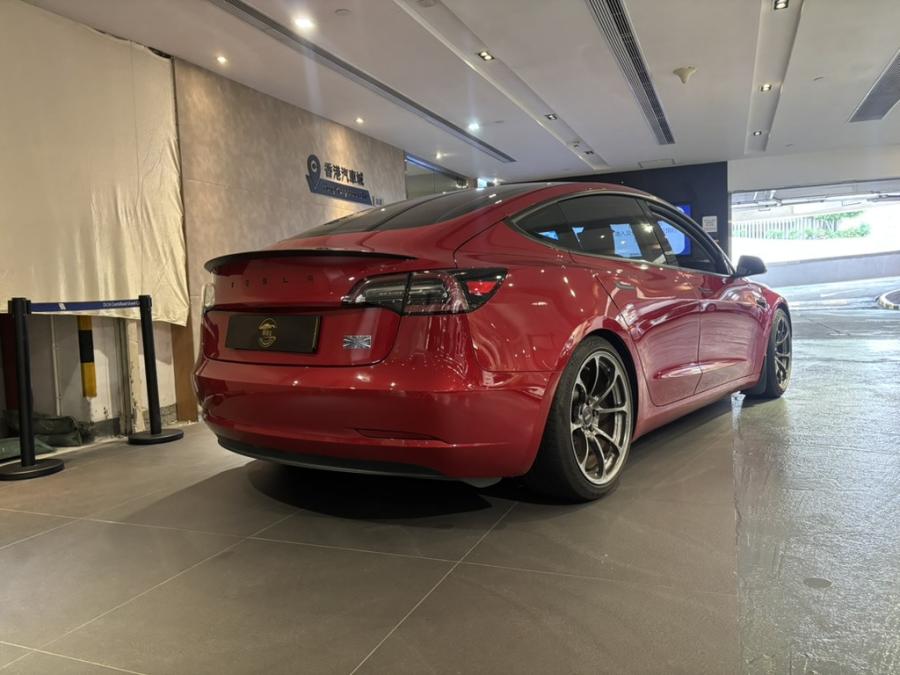 MODEL 3 PERFORMANCE - Image 2