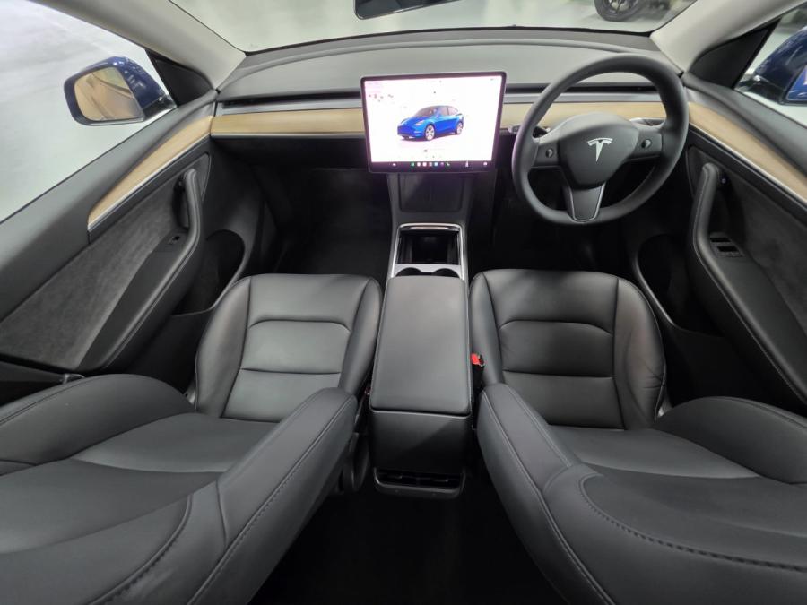 MODEL Y RWD - Image 3