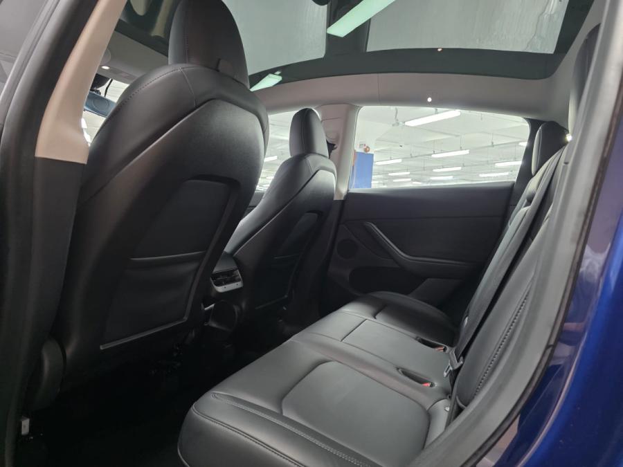 MODEL Y RWD - Image 6