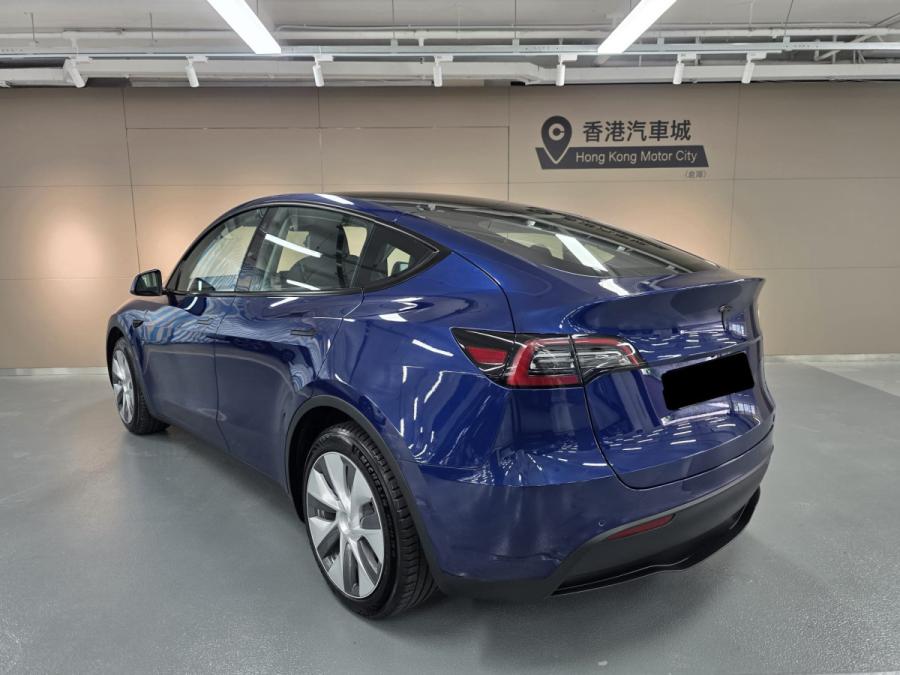 MODEL Y RWD - Image 9