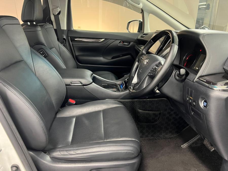 Alphard 3.5 SC - Image 4