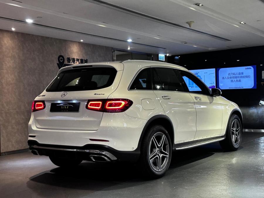 GLC300 4Mitic  AMG FL (X253) - Image 2