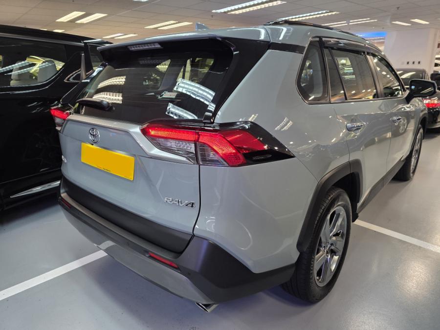 RAV4 DELUXE - Image 15