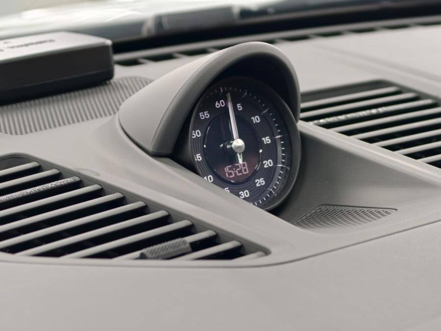 911 992 CARRERA 4S - Image 25