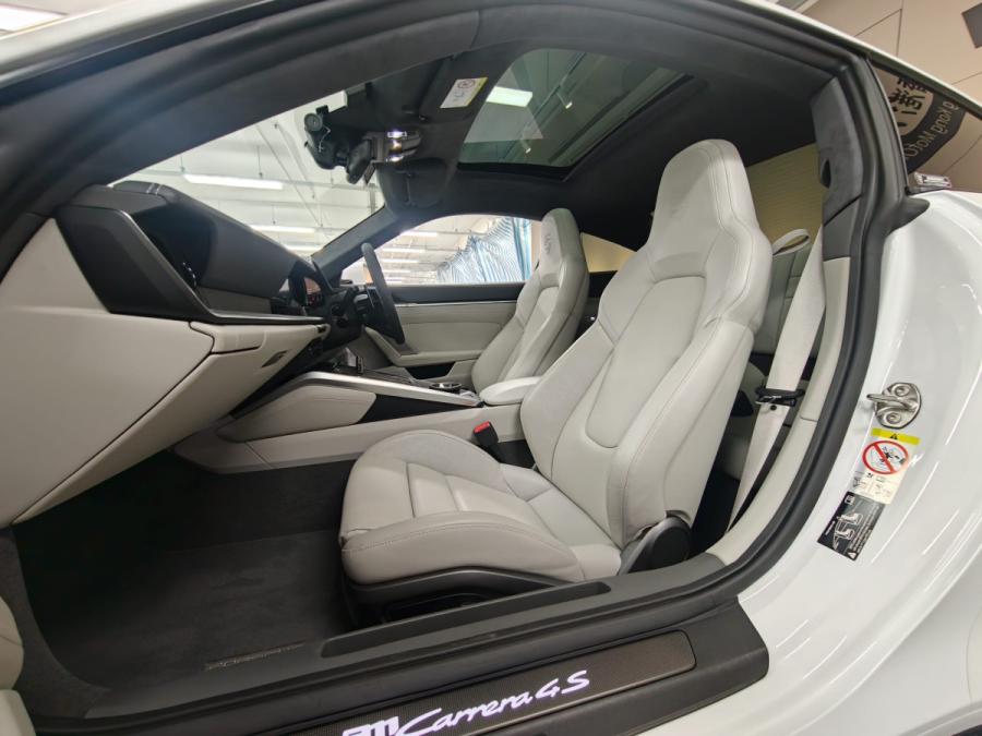 911 992 CARRERA 4S - Image 21