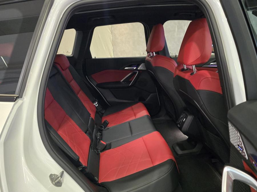 IX1 XDRIVE30 M SPORT - Image 7