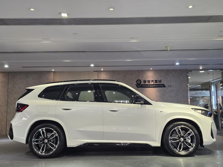 IX1 XDRIVE30 M SPORT - Image 2