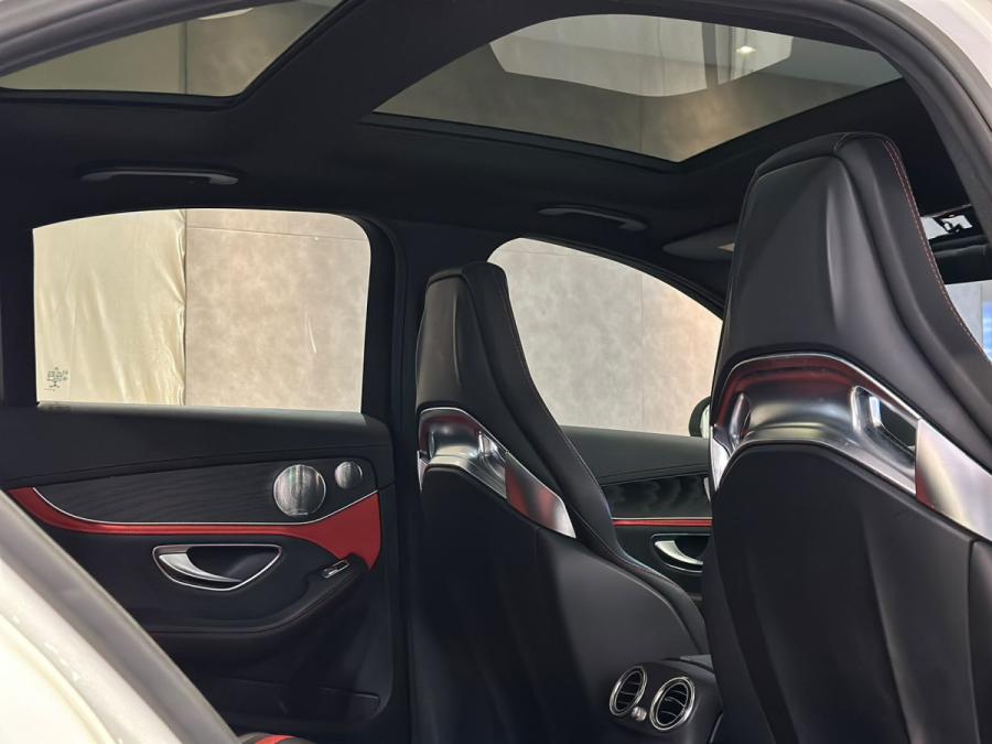 M-AMG C63 S - Image 8