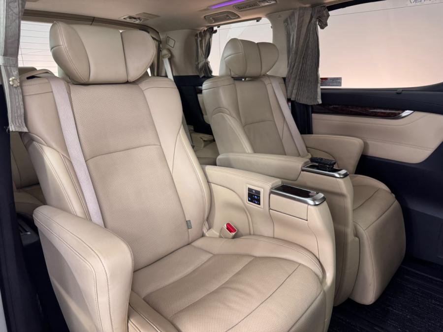 ALPHARD HYBRID - Image 5