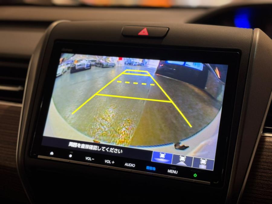 Freed Hybrid Crosster - Image 5