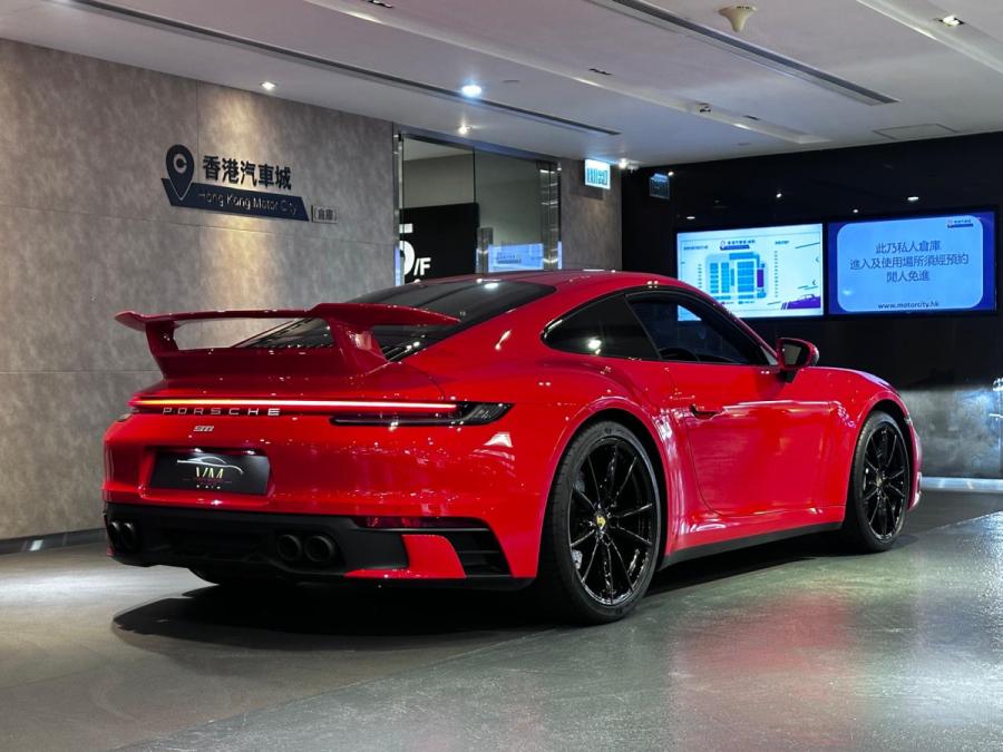911(992) Carrera 3.0 - Image 2