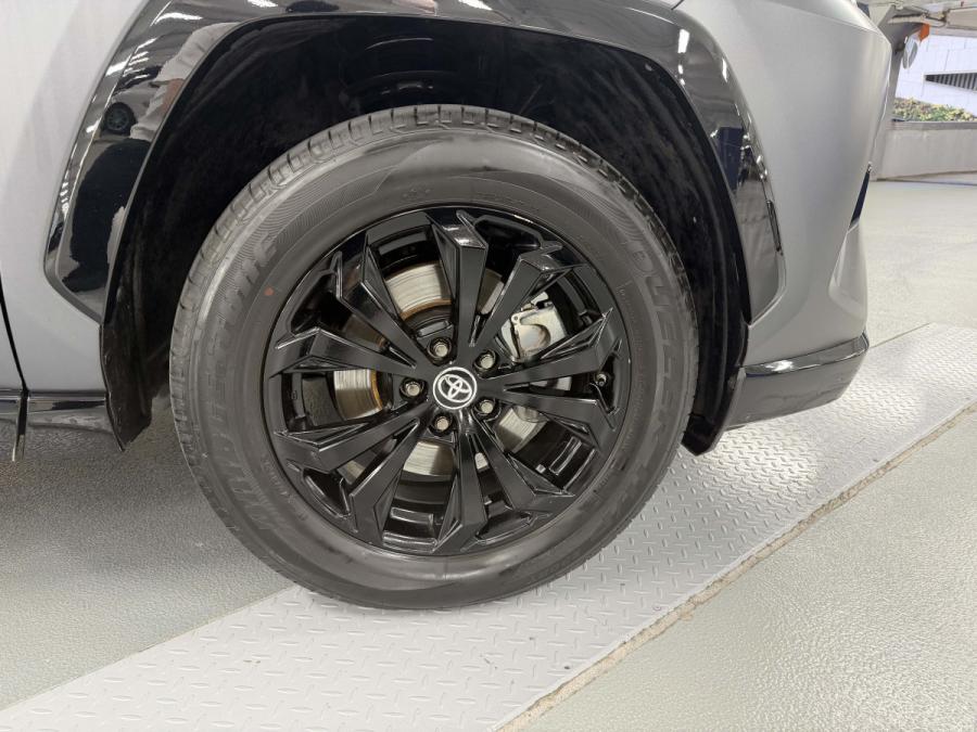 RAV4 hybrid - Image 5