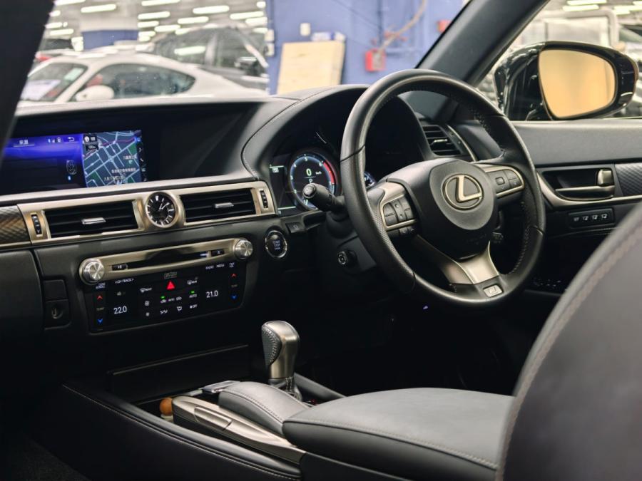 GS300 F SPORT - Image 9