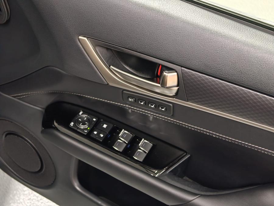 GS300 F SPORT - Image 17