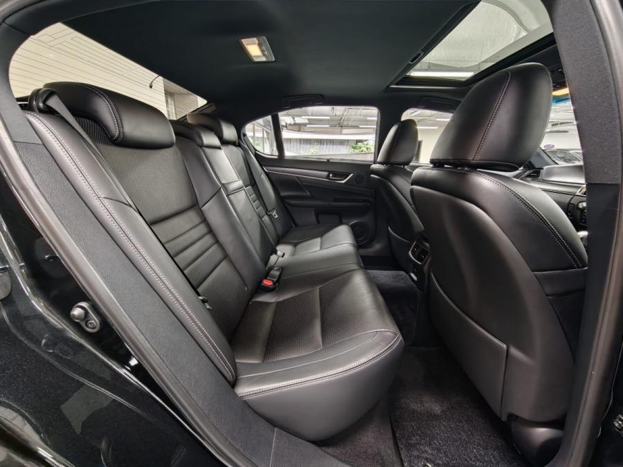 GS300 F SPORT - Image 11