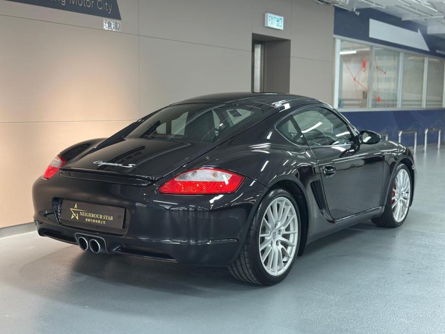 Cayman S - Image 2