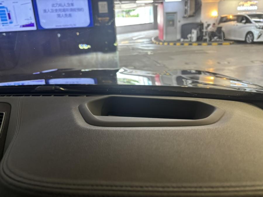 M5 SALOON  F90 - Image 5