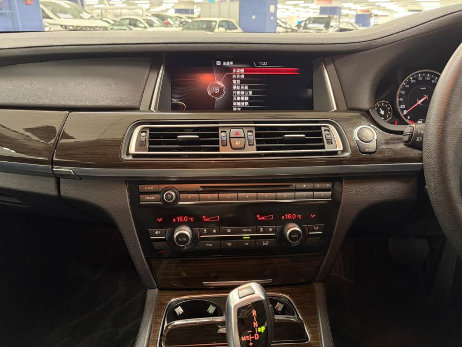 730LD SALOON EFFICIENT PERFORMANCE - Image 6