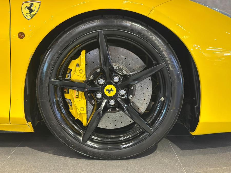 488 GTB - Image 5