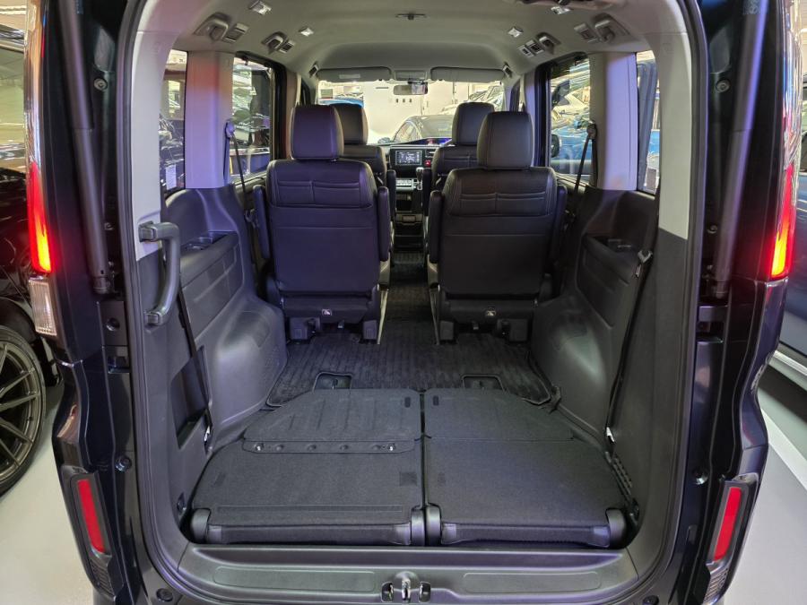 STEPWGN 1.5 Turbo SPADA Facelift - Image 17