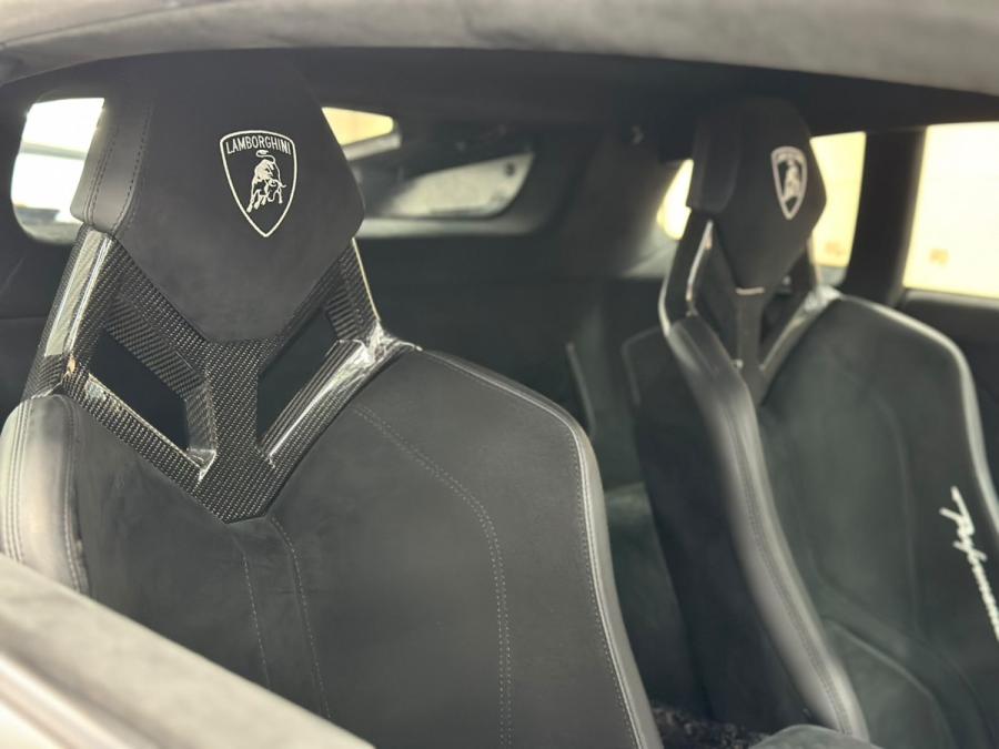 Huracan Performante - Image 10