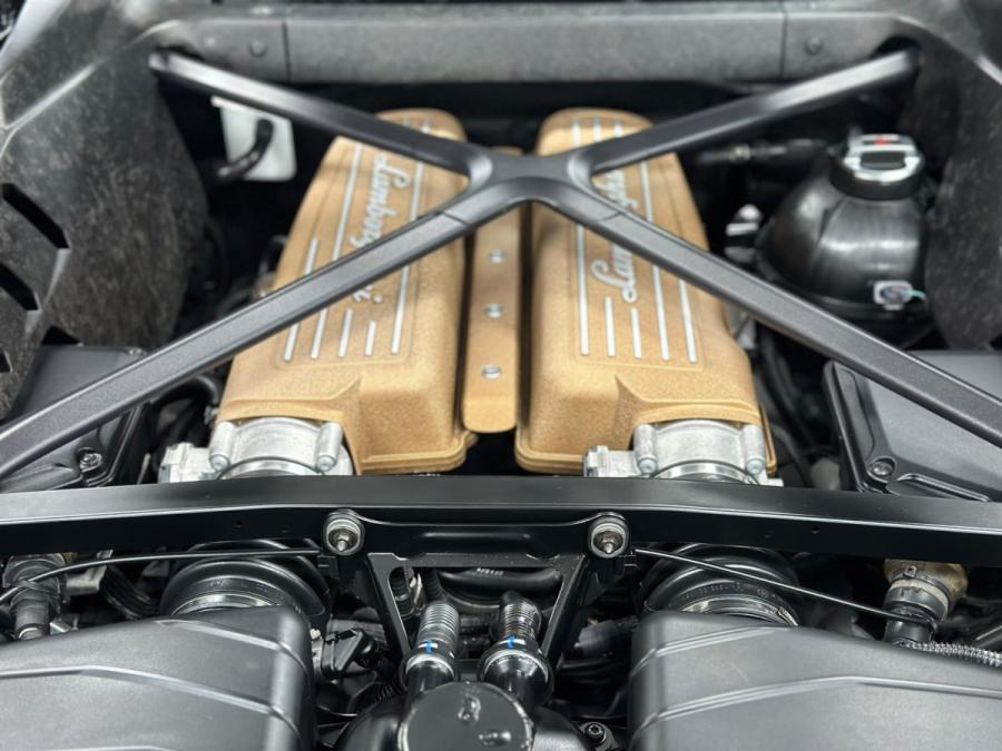Huracan Performante - Image 5