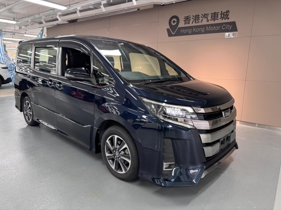 TOYOTA 豐田 Noah 80 DELUXE