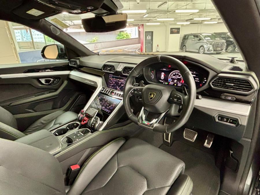 URUS 行貨 4.0T 660匹 - Image 5