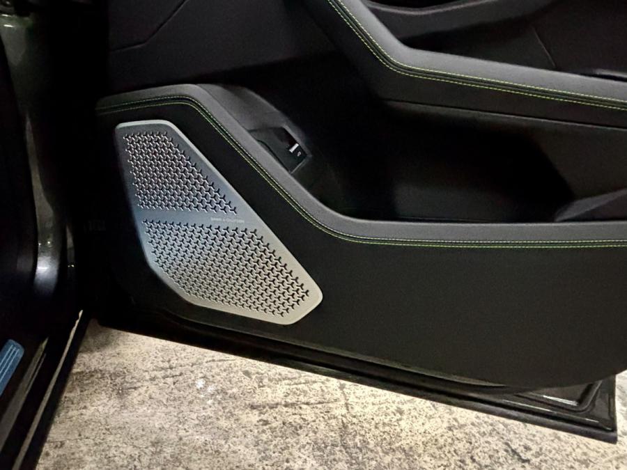 URUS 行貨 4.0T 660匹 - Image 6
