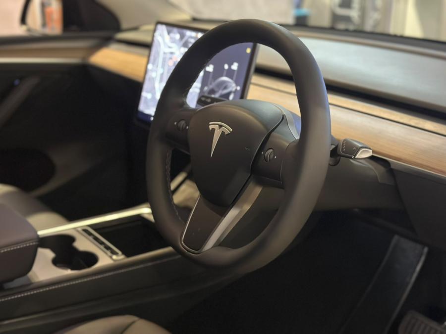 MODEL Y SR RWD - Image 5
