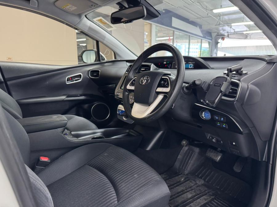 Prius - Image 3
