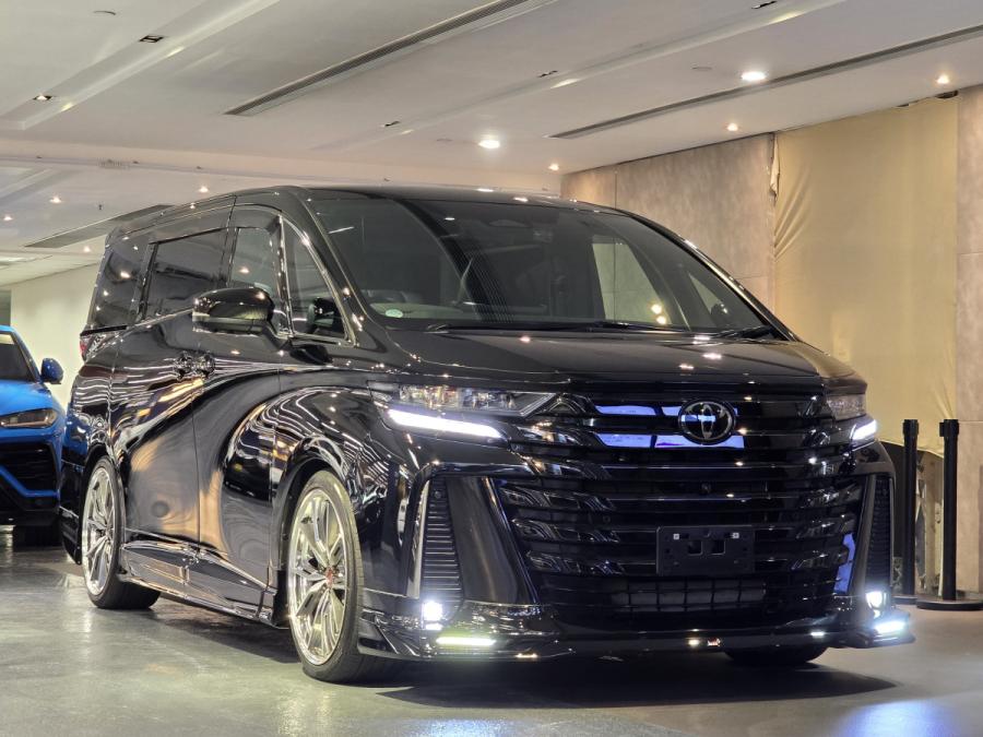 TOYOTA VELLFIRE 2.5 HYBRID