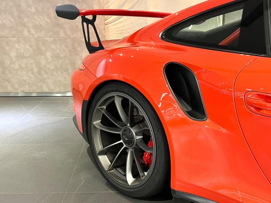 911 GT3 RS - Image 13
