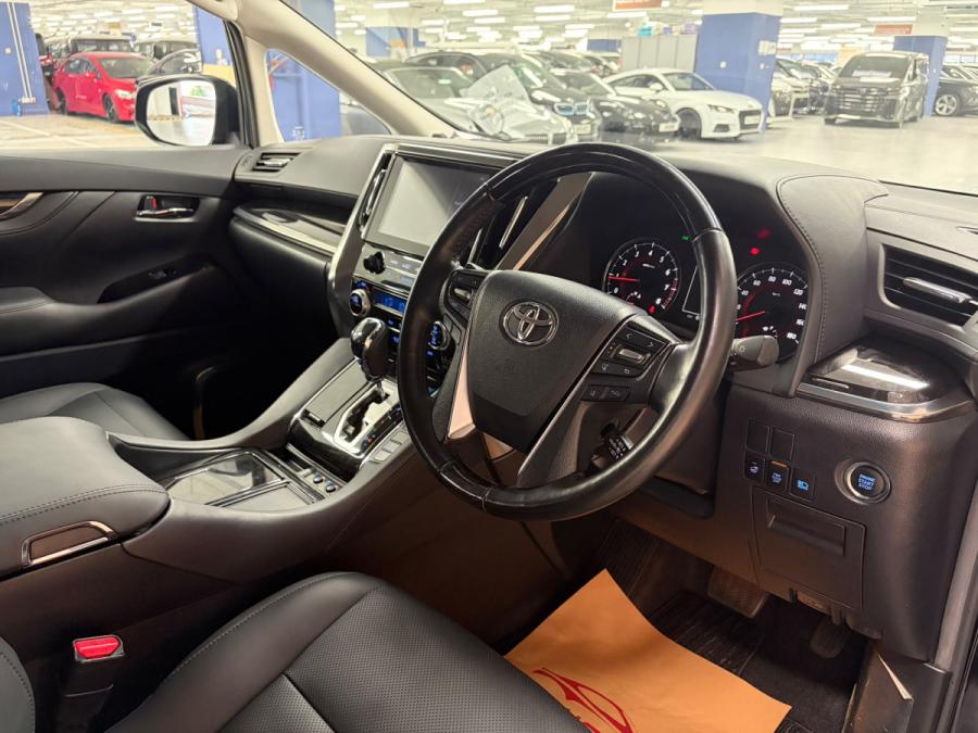 ALPHARD 2.5 SC MODELLISTA - Image 3