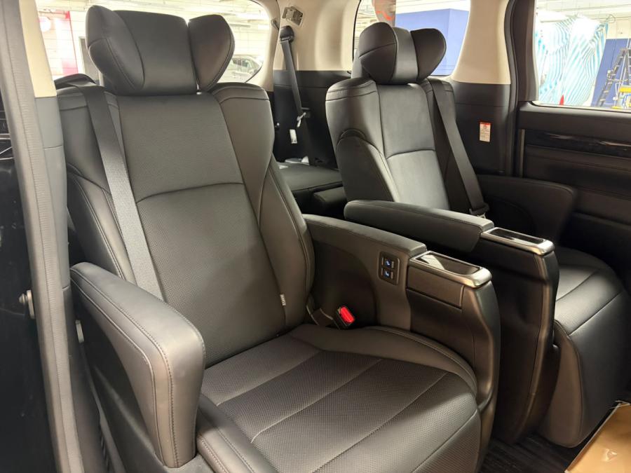 ALPHARD 2.5 SC MODELLISTA - Image 5