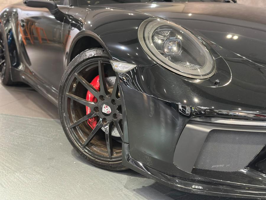 911 Carrera 4S Coupe - Image 5