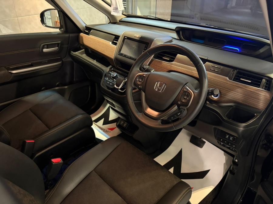 FREED HYBRID CROSSTAR GB7 6座 - Image 5
