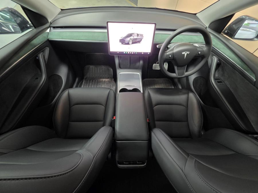 MODEL Y RWD - Image 4